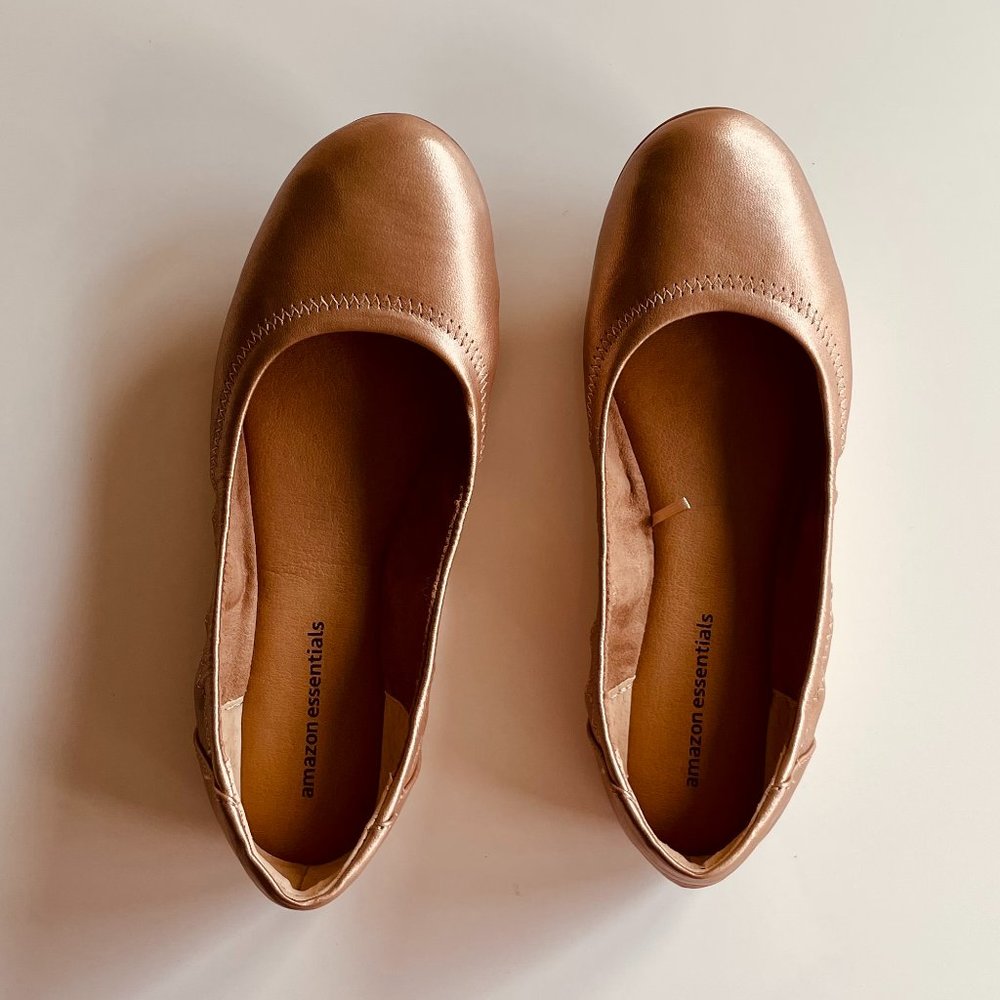 Amazon Essentials Women's Belice Ballet Flat, Size 6, NWOT